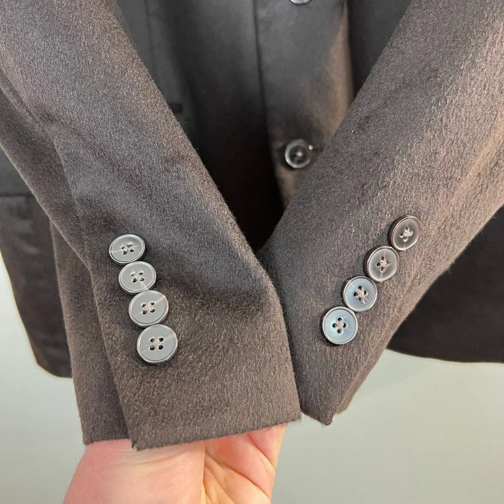 Calvin Klein 100% Cashmere Sport Coat Blazer Jacket 44R Brown‎ 2-Button